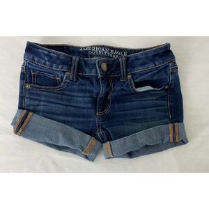 American Eagle Cut-Off Shorts Midi Blue - Size 00